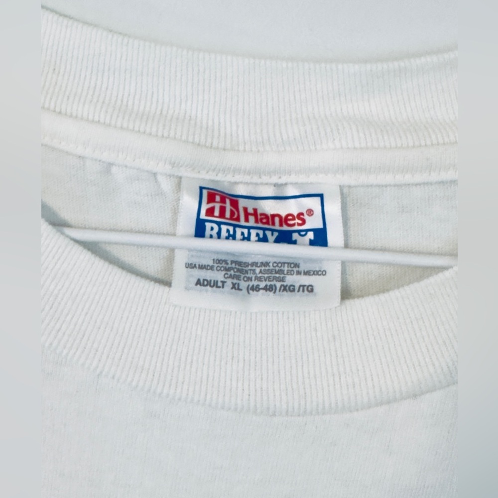 Hanes White 'The Avengers' Graphic Tee XL - Picture 2 of 3